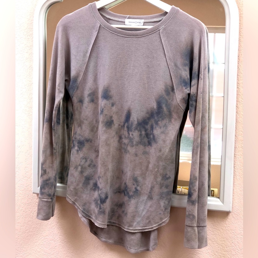 Cozy Long Sleeve Treasure & Bond